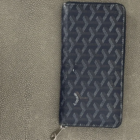 Goyard Blue and Gray Patterned Wallet - Picture 2 of 4
